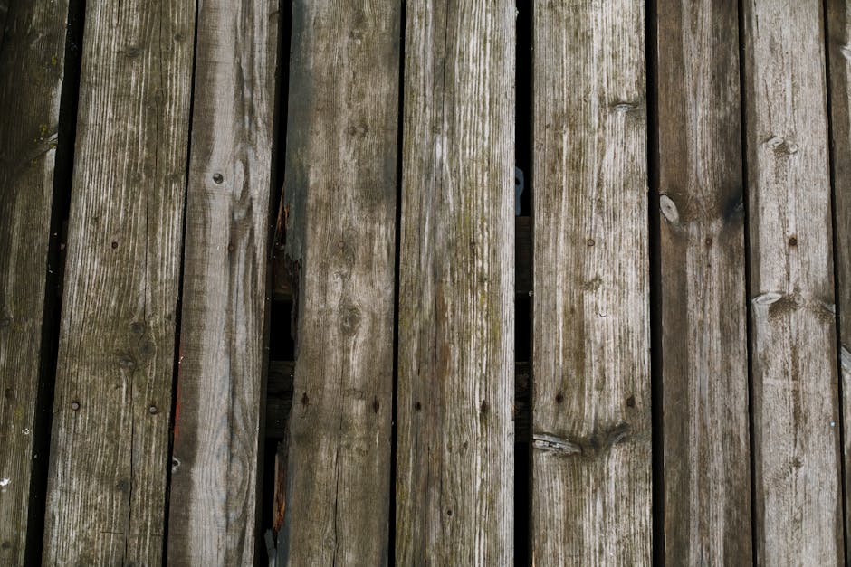 Vinyl-Plank-vs-hardwood-floors US Hardwood & Carpet Inc