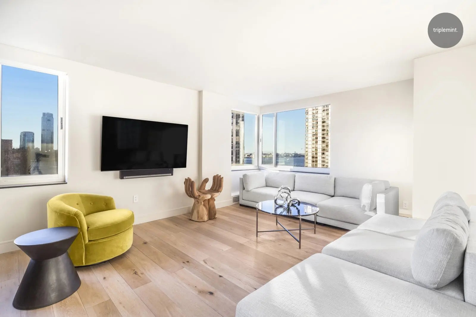 French Connection - Vintage White Wash - Engineered Hardwood Garrison