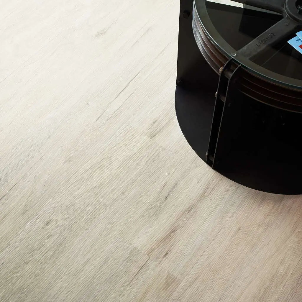 WOODWORK - LVT 5th & Main