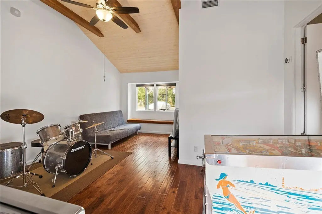Garrison II Distressed - Hickory Sierra - Engineered Hardwood Garrison