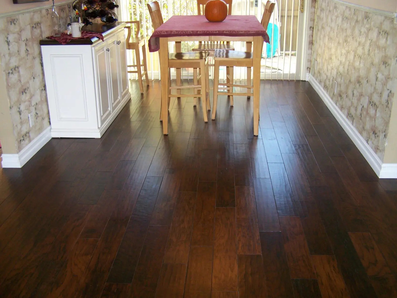 Competition Buster - Hickory Antique - Engineered Hardwood Garrison
