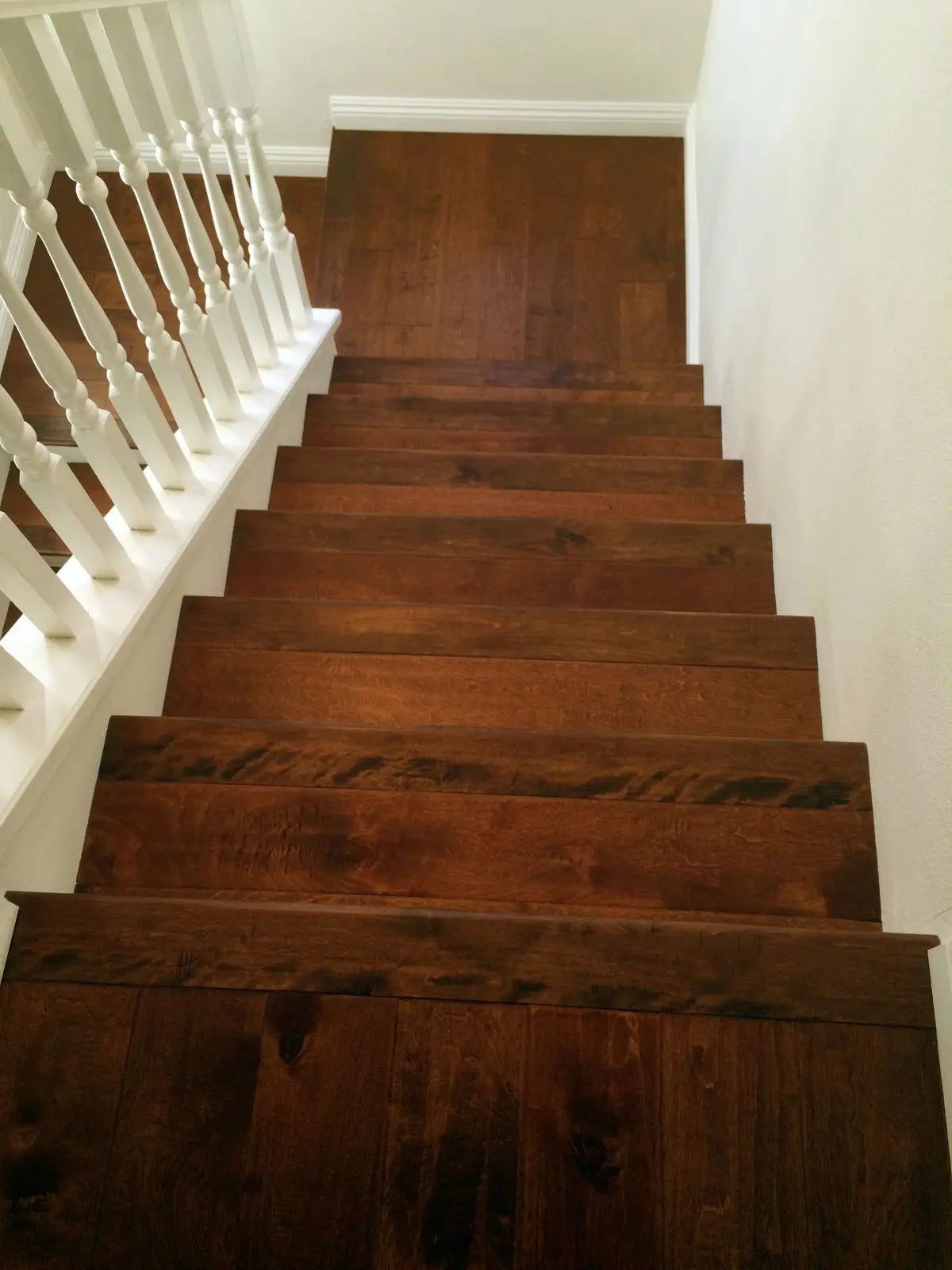 Competition Buster - Birch Chestnut - Engineered Hardwood Garrison