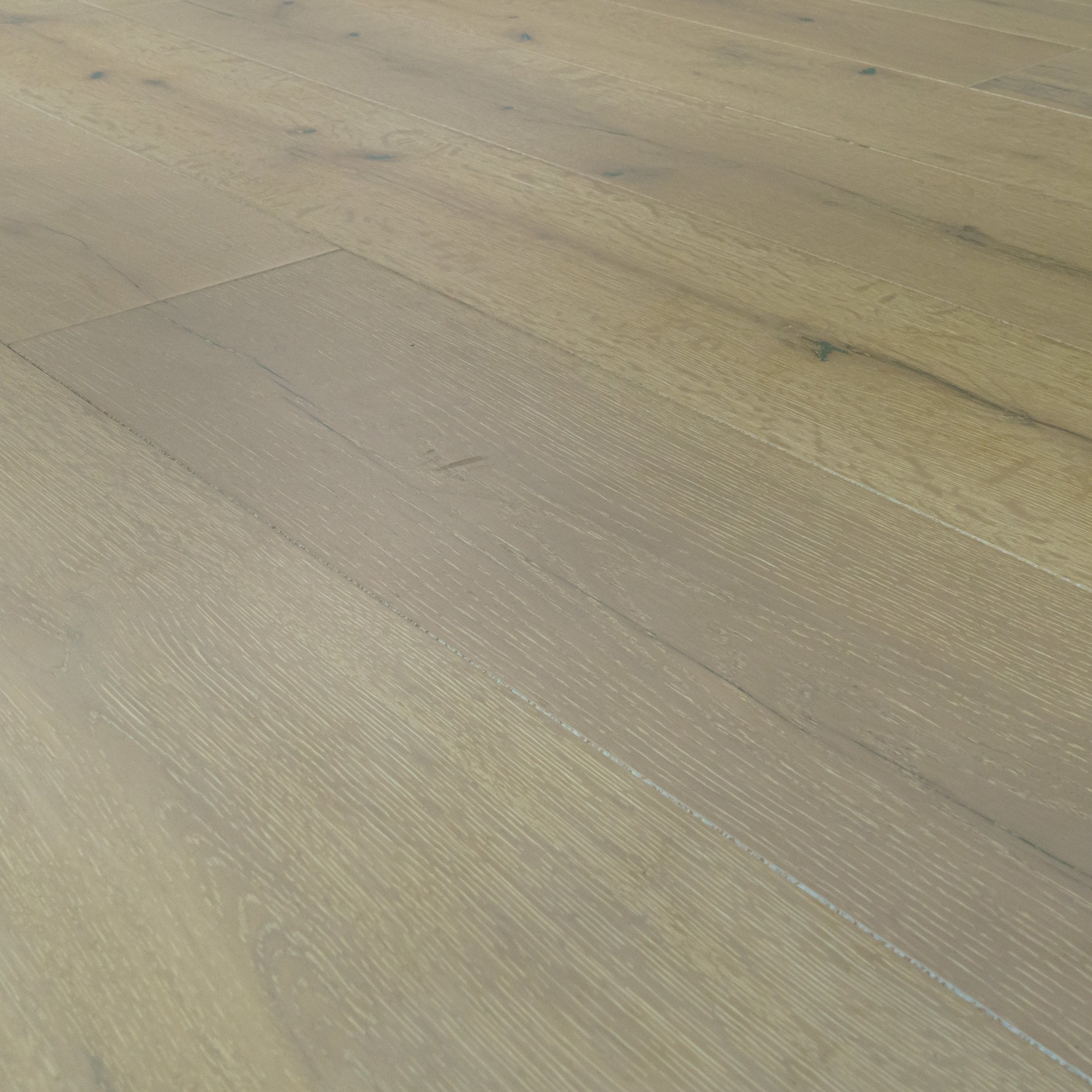 Euro Oak - W-09 - Engineered Hardwood