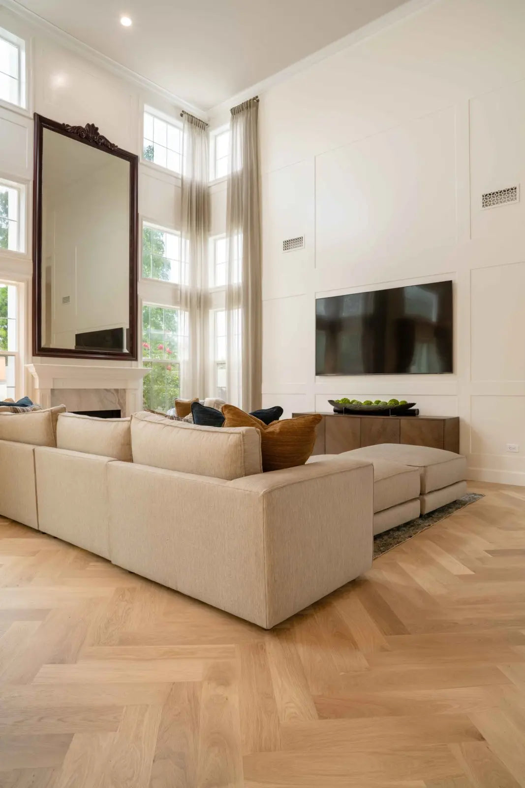 Newport European Oak - Shell Beach - Engineered Hardwood Garrison