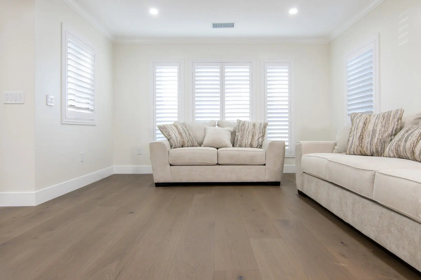 Villa Gialla European Oak - Verona - Engineered Hardwood Garrison