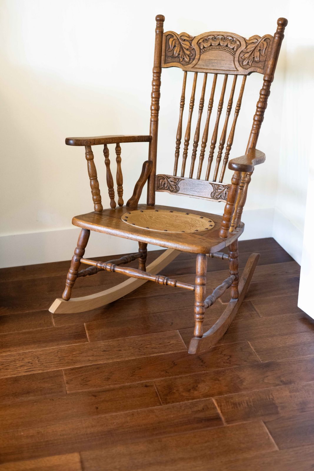 Garrison II Distressed - Hickory Chateau - Engineered Hardwood Garrison