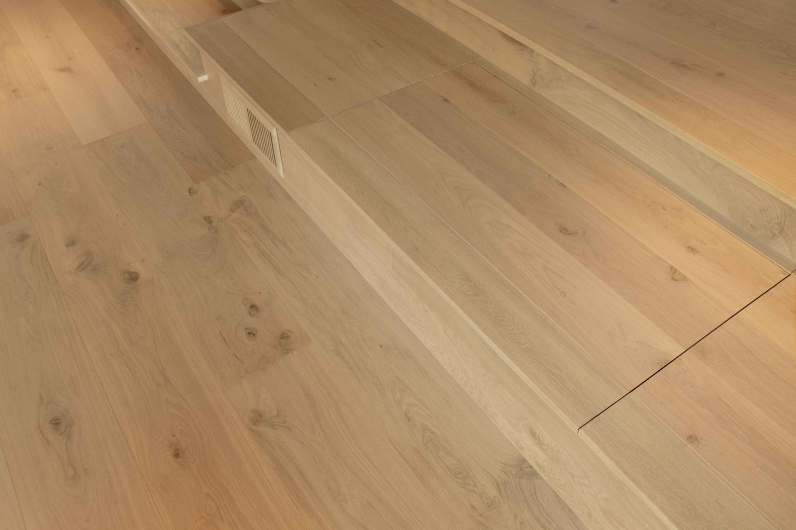 Allora 9-1/2" - Doma - Engineered Hardwood Garrison