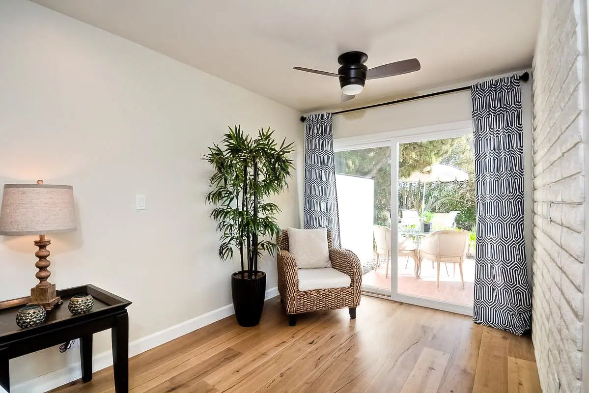 Du Bois - Euro Oak Chantal - Engineered Hardwood Garrison