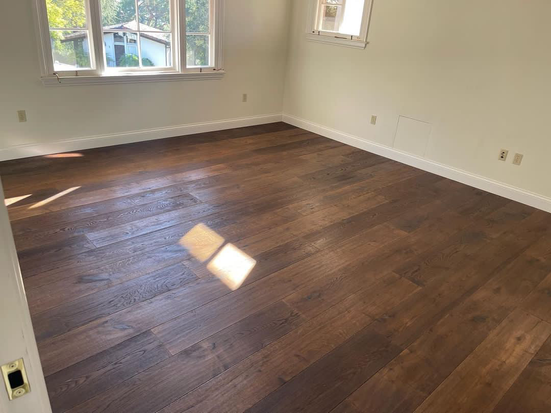 Villa Gialla European Oak - La Belle - Engineered Hardwood Garrison