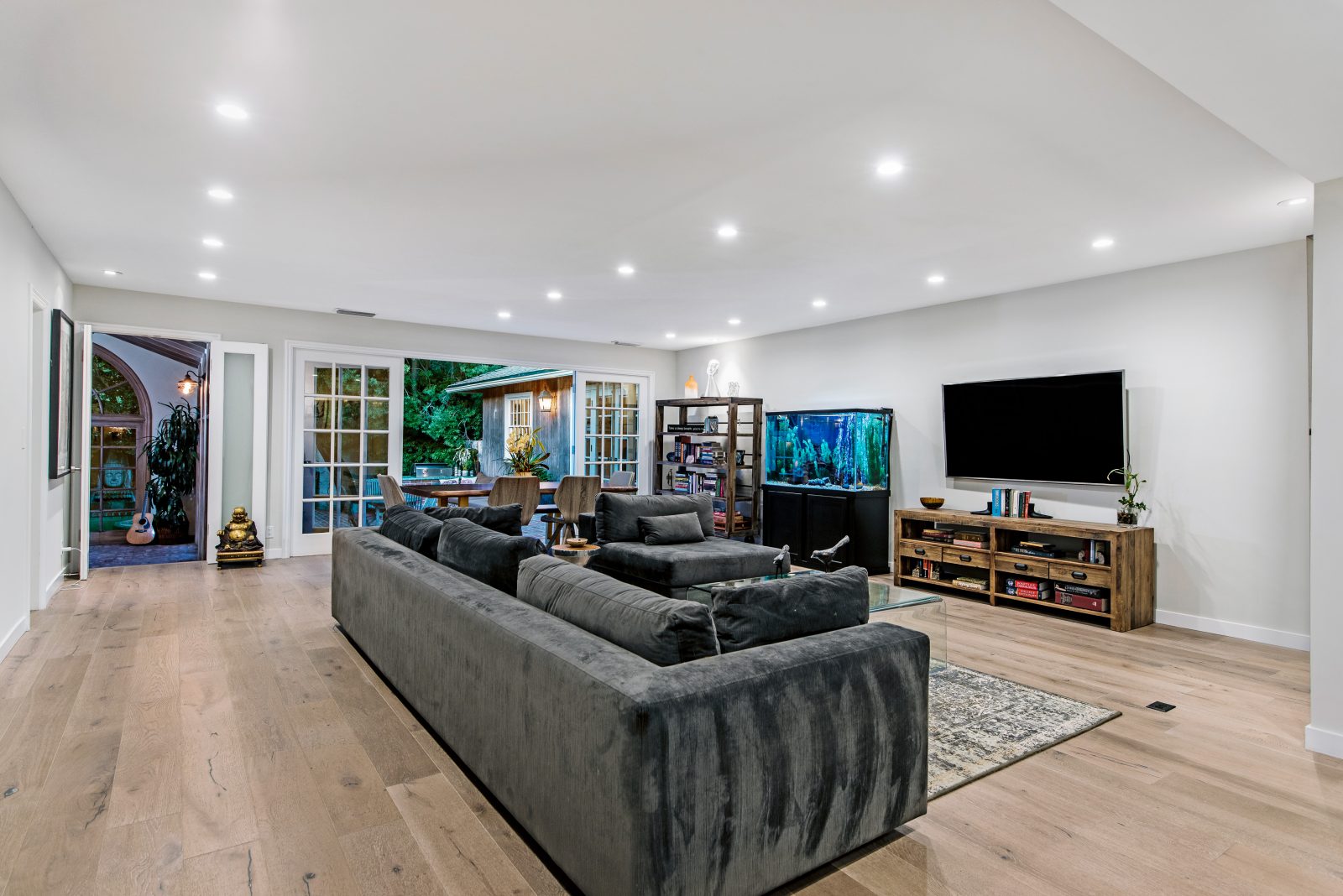 Du Bois - European Oak Gabrielle - Engineered Hardwood Garrison