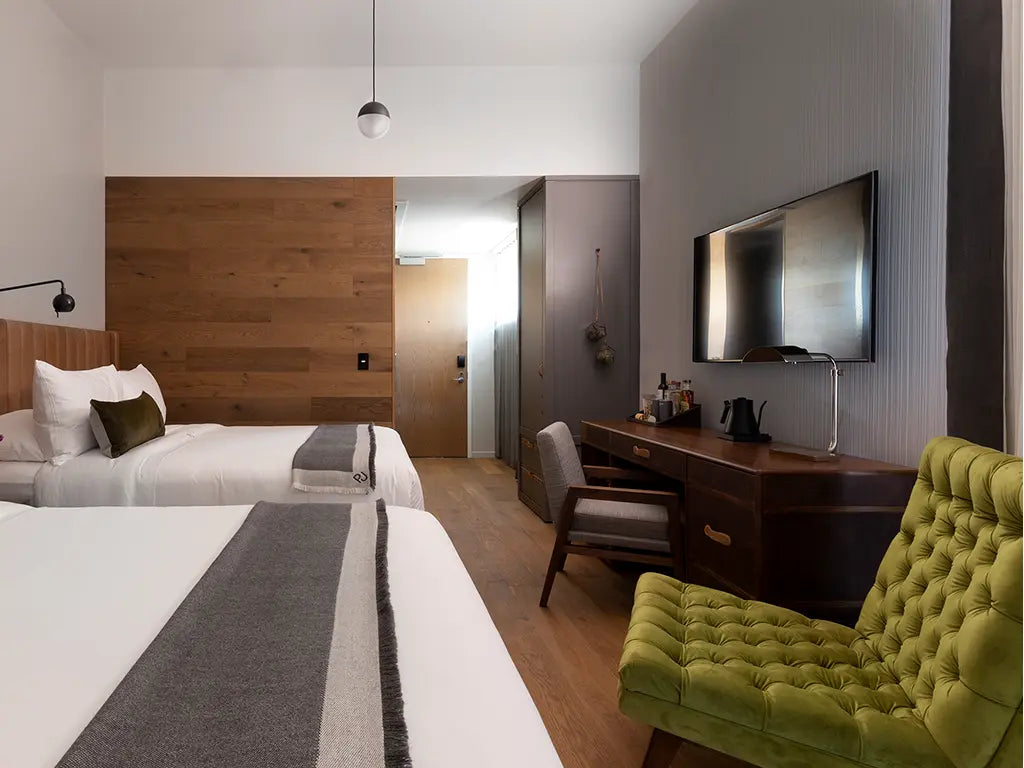 Lago - Belviso - Engineered Hardwood Monarch Plank Hardwood Flooring