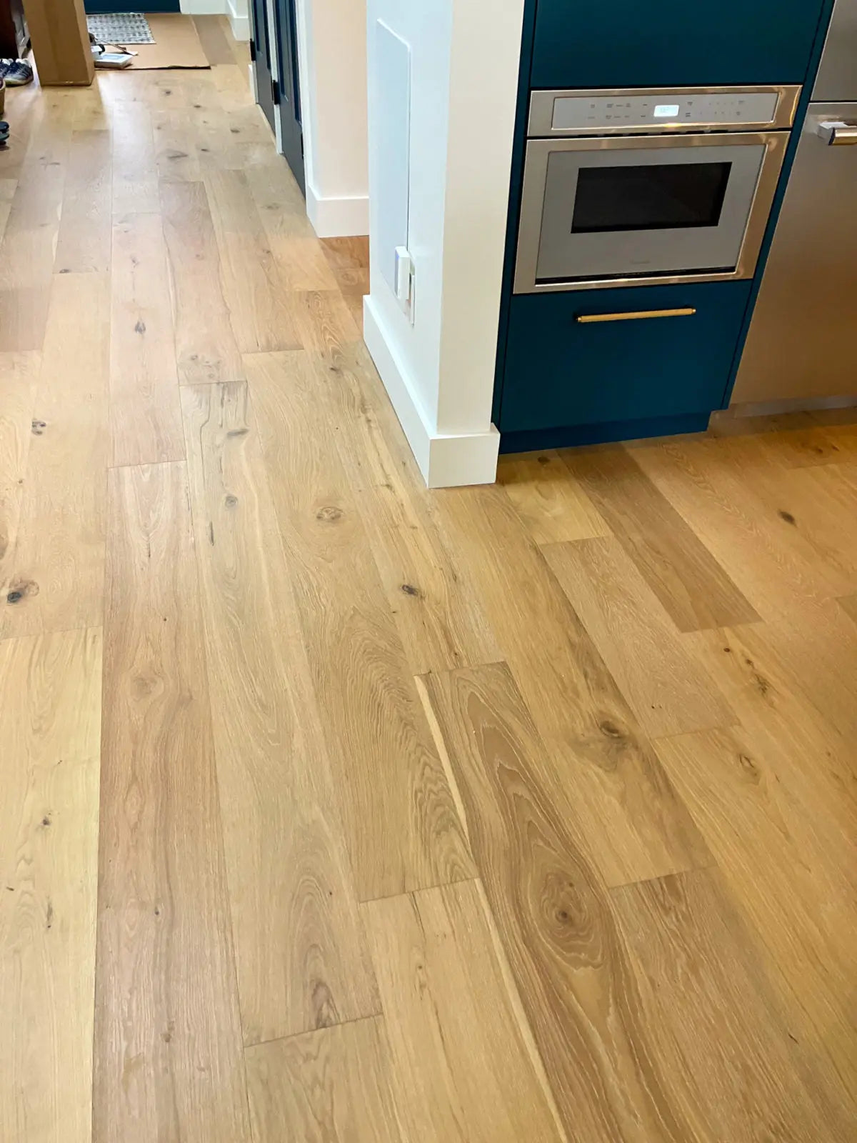 Vineyard European Oak - Rovenza - Engineered Hardwood Garrison