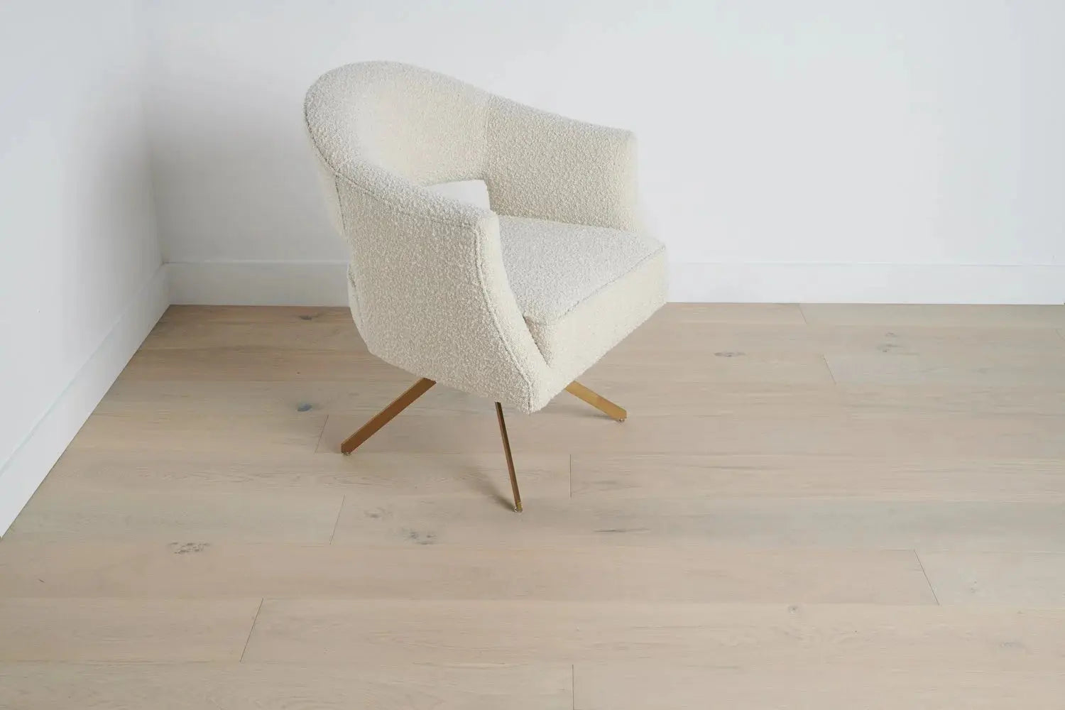 Abruzzo European Oak - Lamego - Engineered Hardwood Villagio Floors