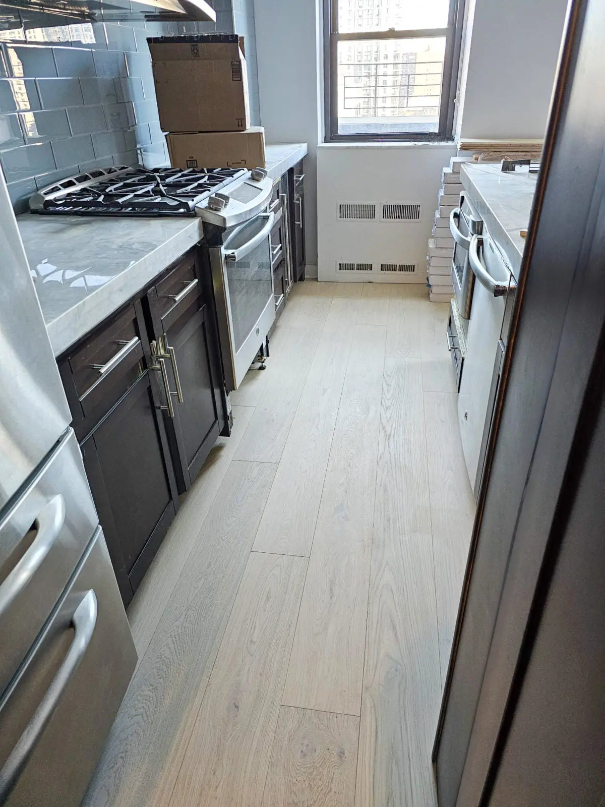 Allora 7-1/2" - Luna - Engineered Hardwood Garrison