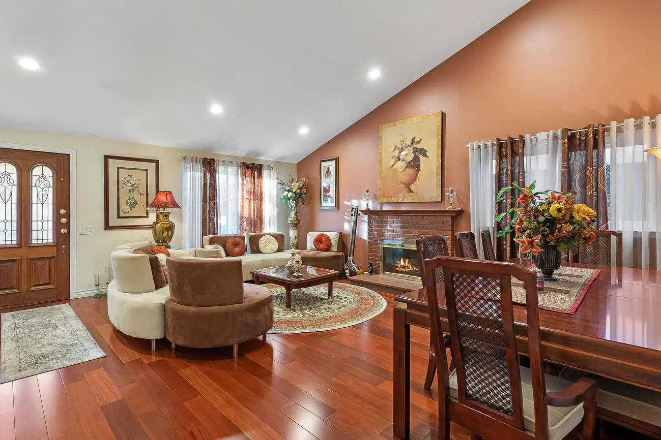 Exotics - Santos Mahogany 5" - Engineered Hardwood Garrison