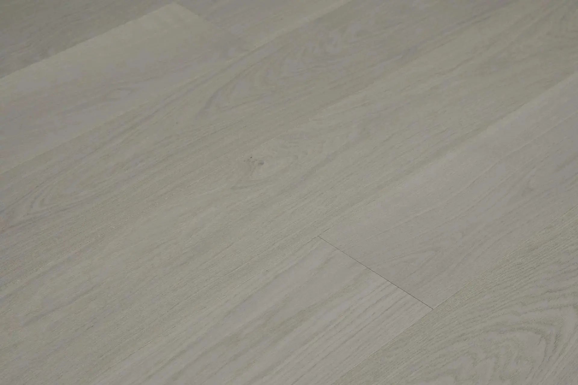 Oak Usini Ultra - 7.5" Wide - Engineered Hardwood Bergamo Floors