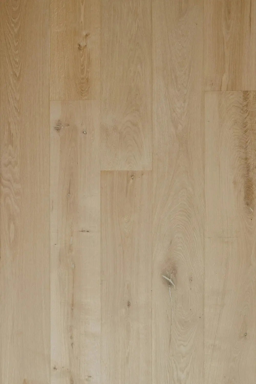 Venetto Unfinished - 7-1/2" European Oak - Engineered Hardwood Villagio Floors