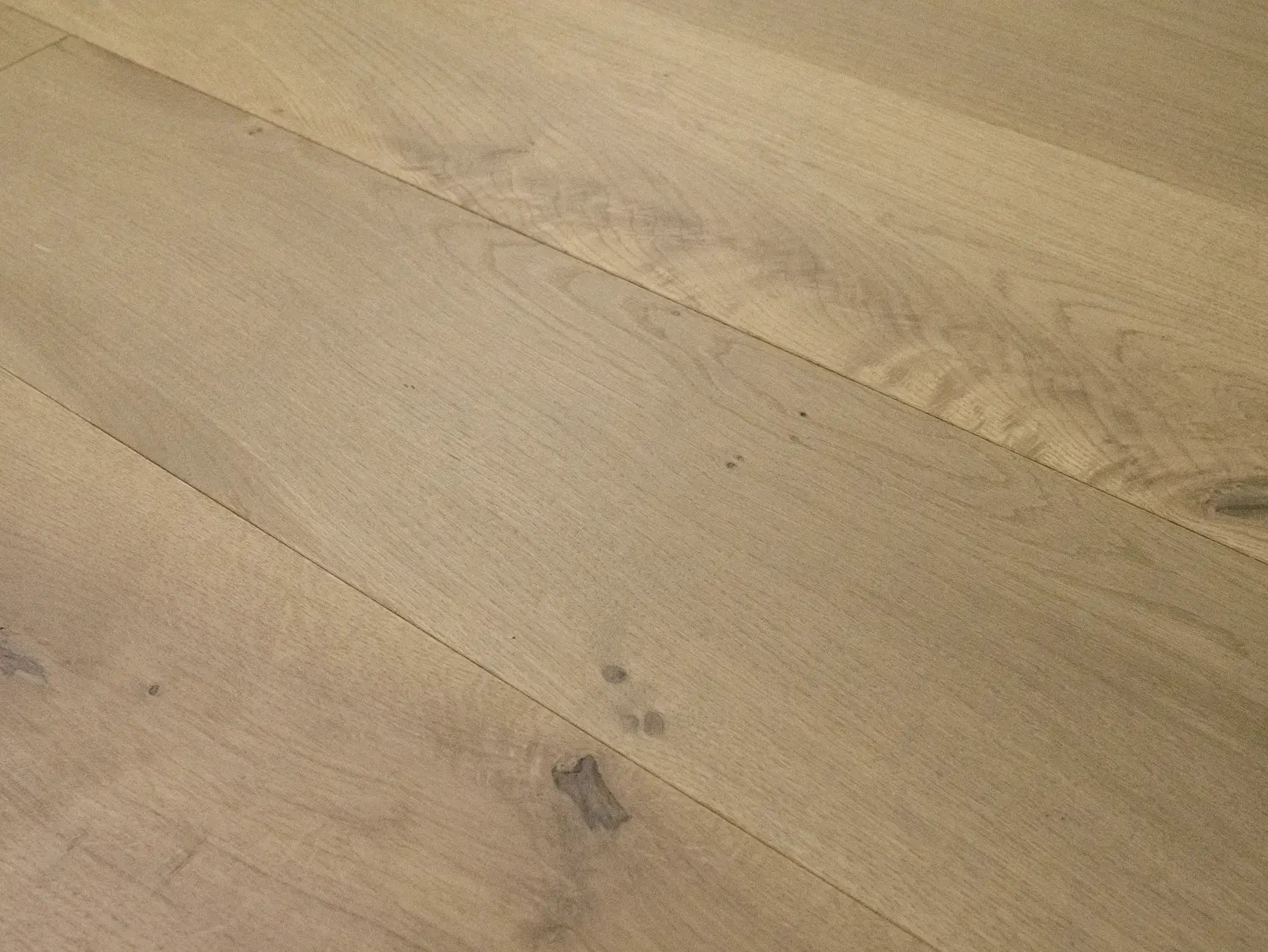 Windsor - Dean - Engineered Hardwood Monarch Plank Hardwood Flooring