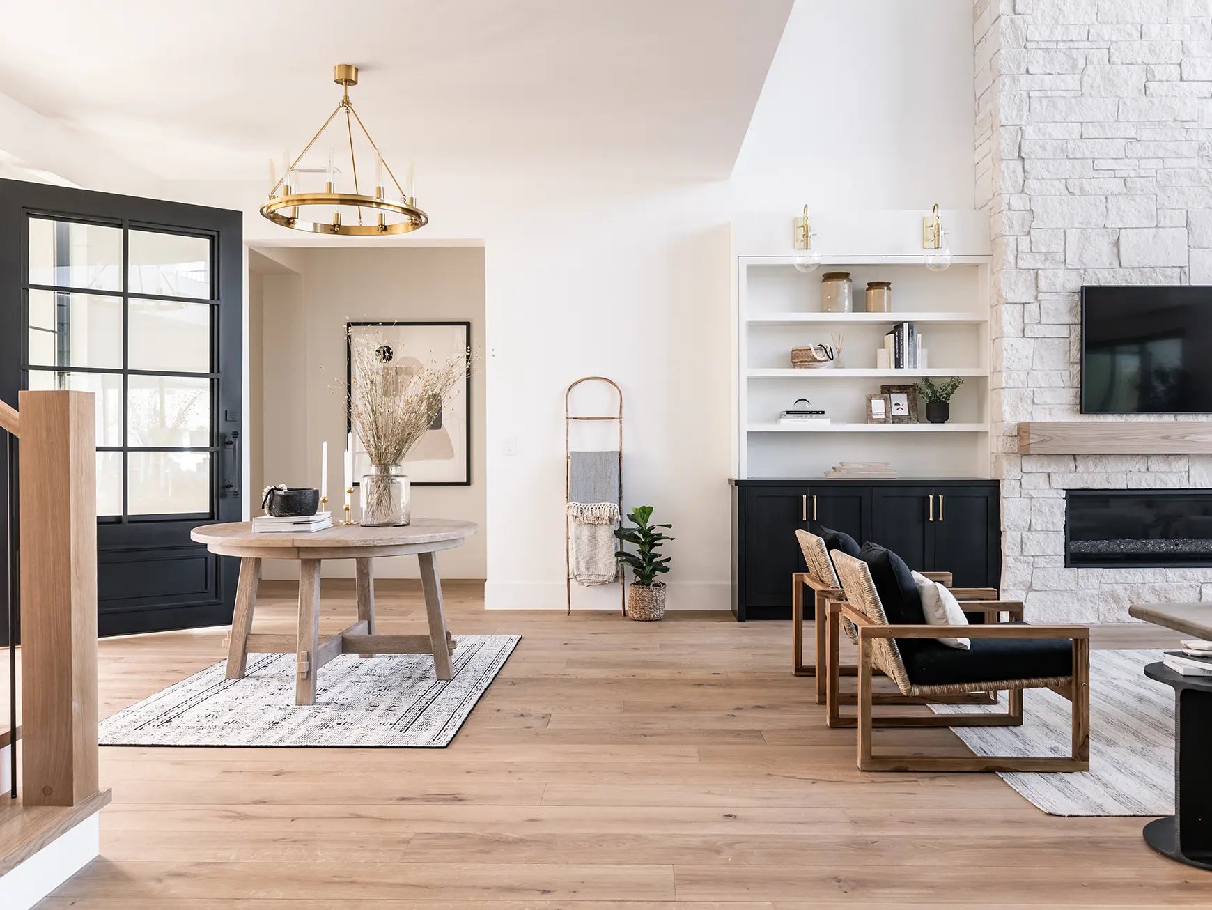 Domaine II - Montrichard - Engineered Hardwood Monarch Plank Hardwood Flooring