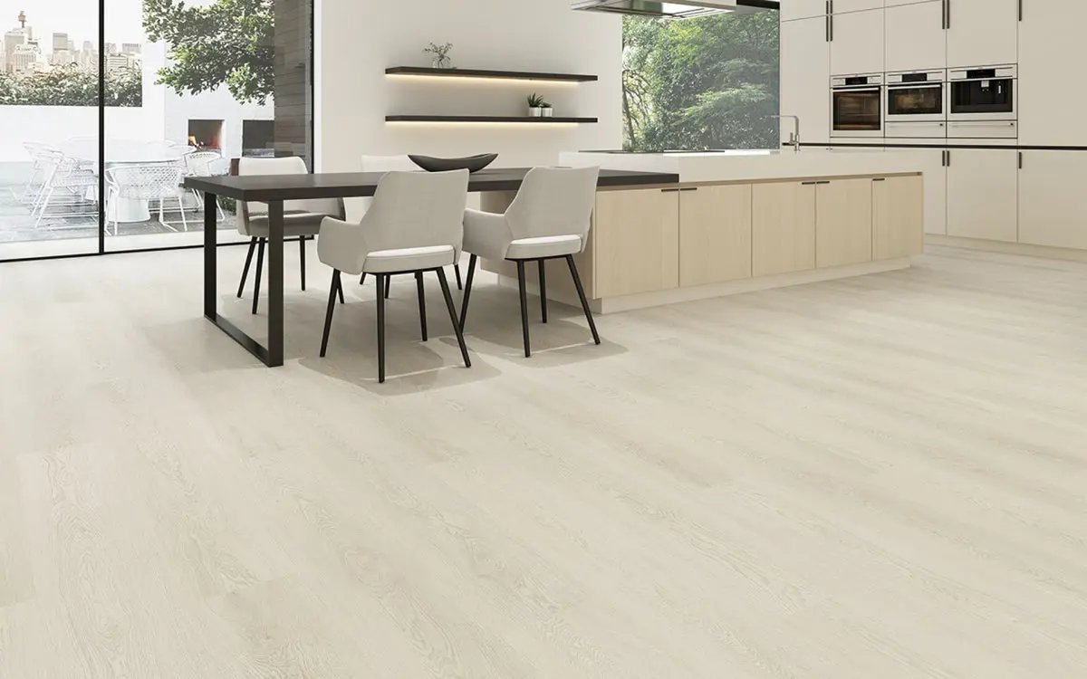 Nearwood Red Series - La Moda - Laminate