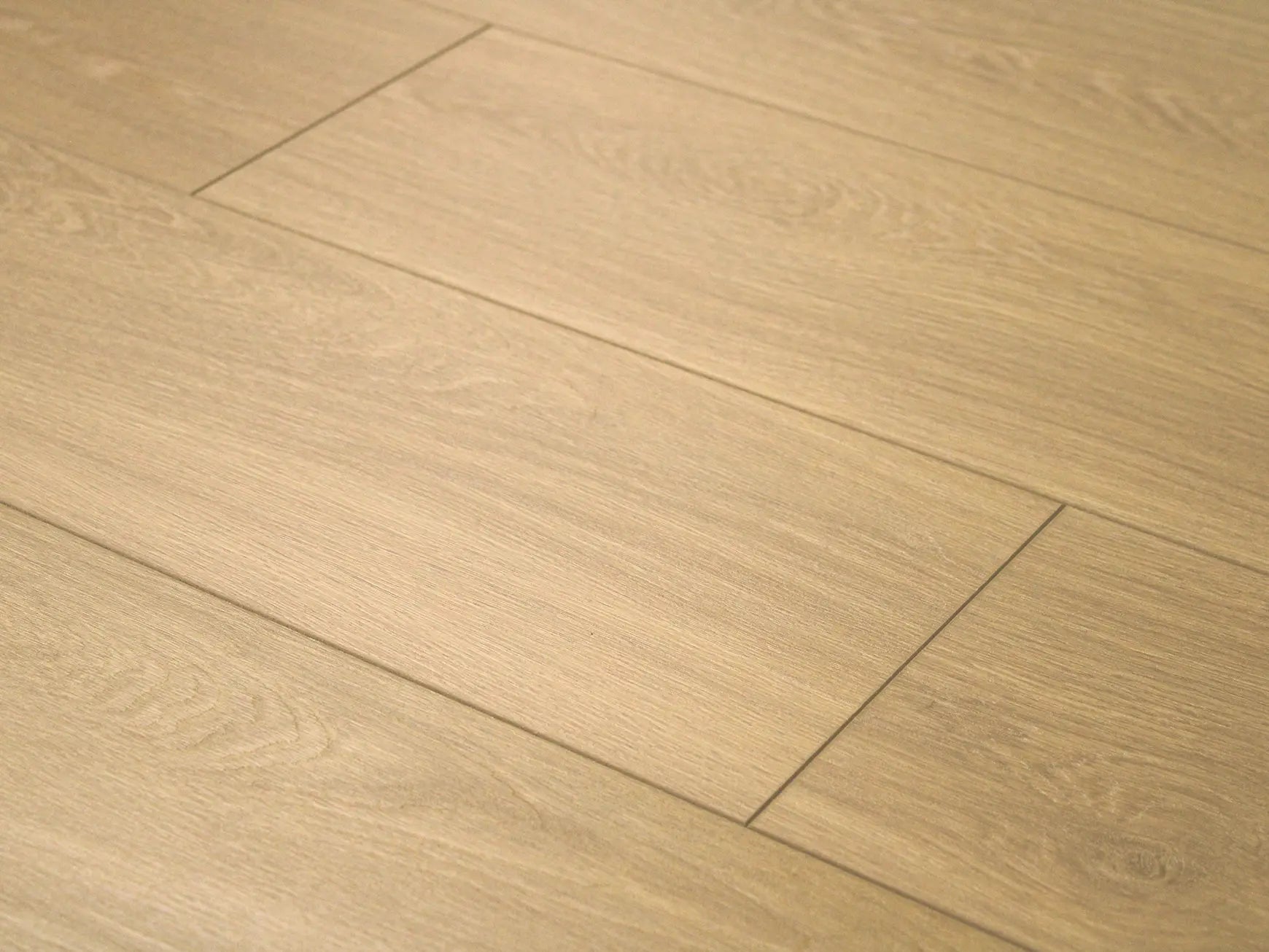 Lakeside - Loyola - Laminate GemCore