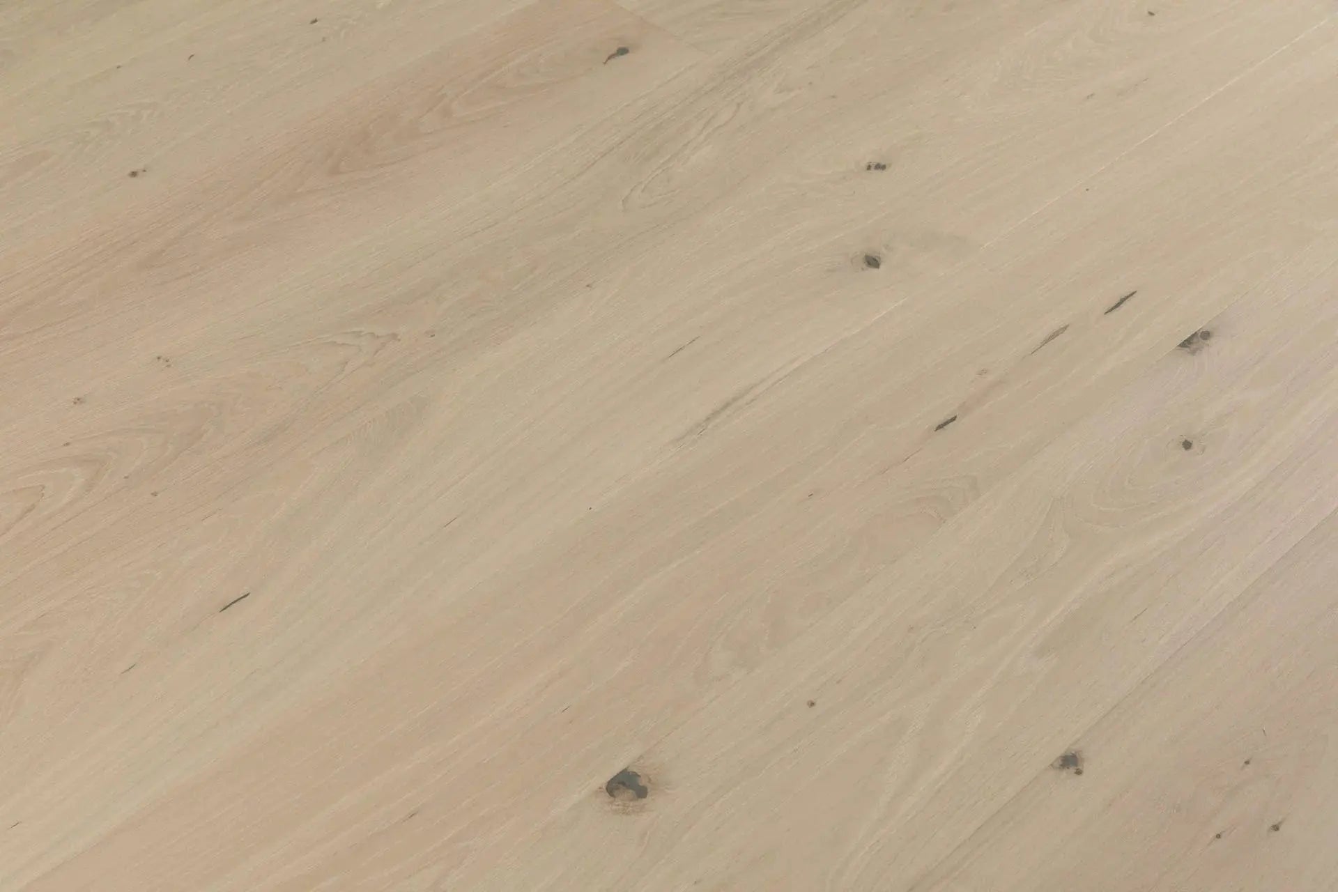 Oak Mondovi - 7.5" Wide - Engineered Hardwood Bergamo Floors