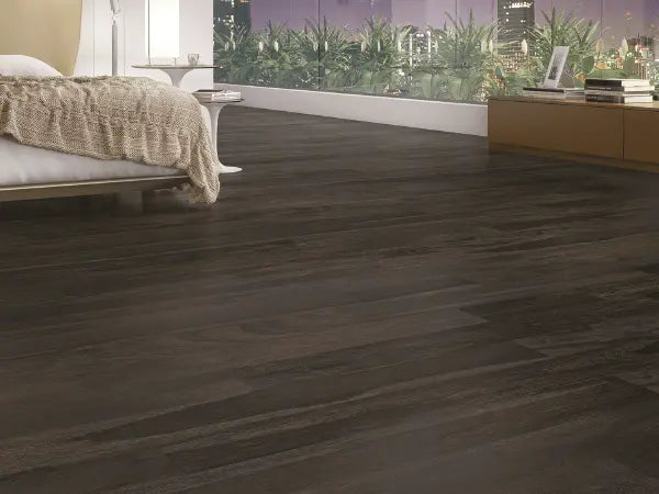 Brazilian Pecan Graphite - Classics - Engineered Hardwood Triangulo