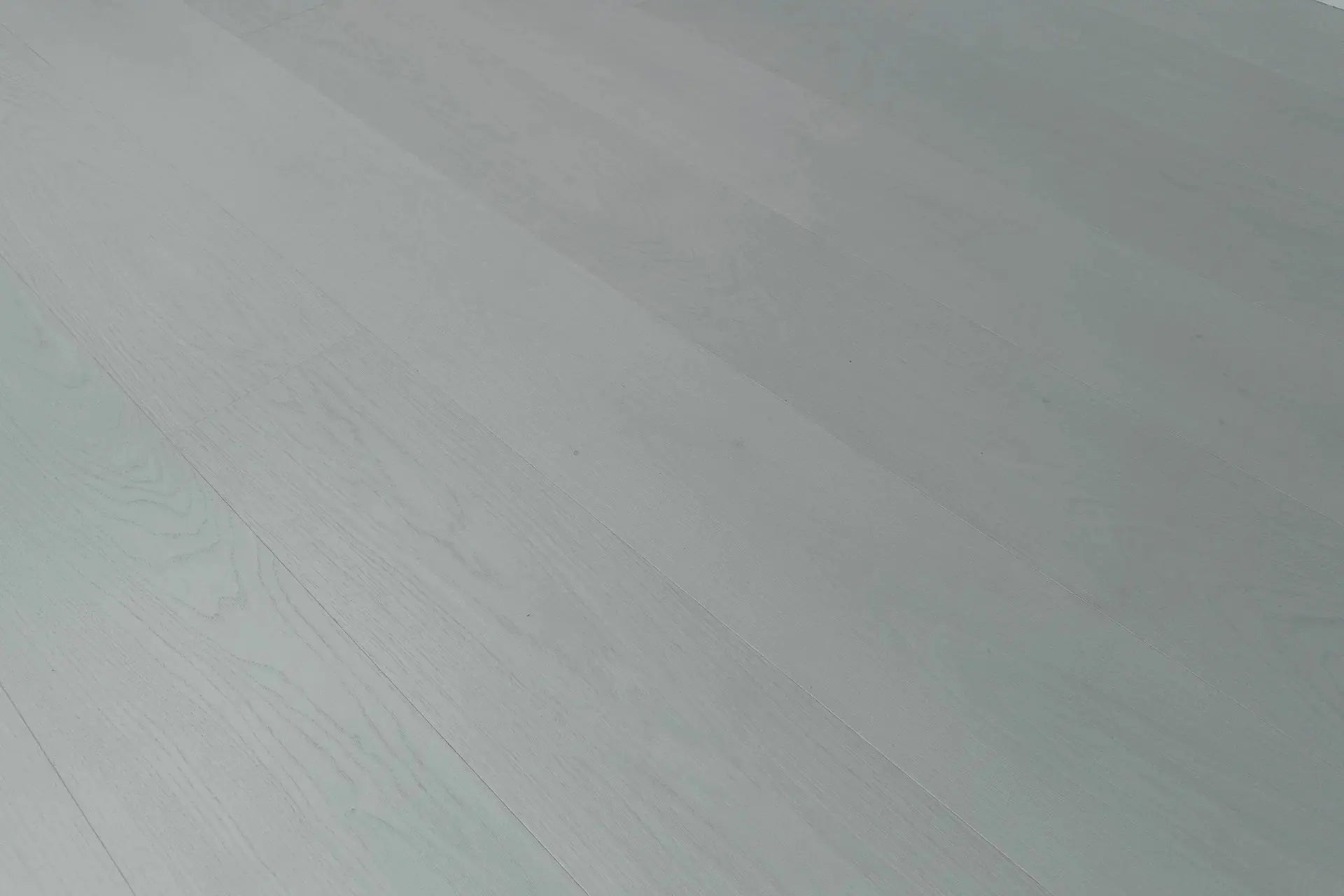 Oak Usini Premio - 9.5" Wide - Engineered Hardwood Bergamo Floors