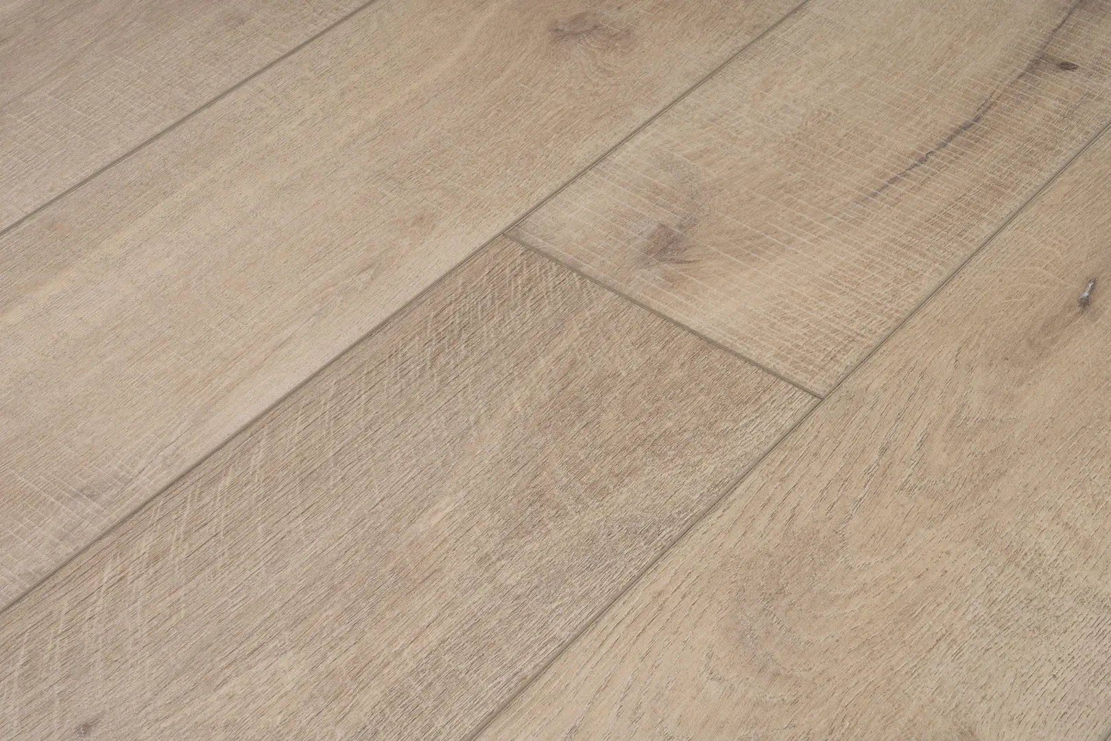 Moda Living - First Crush - LVP Moda Living