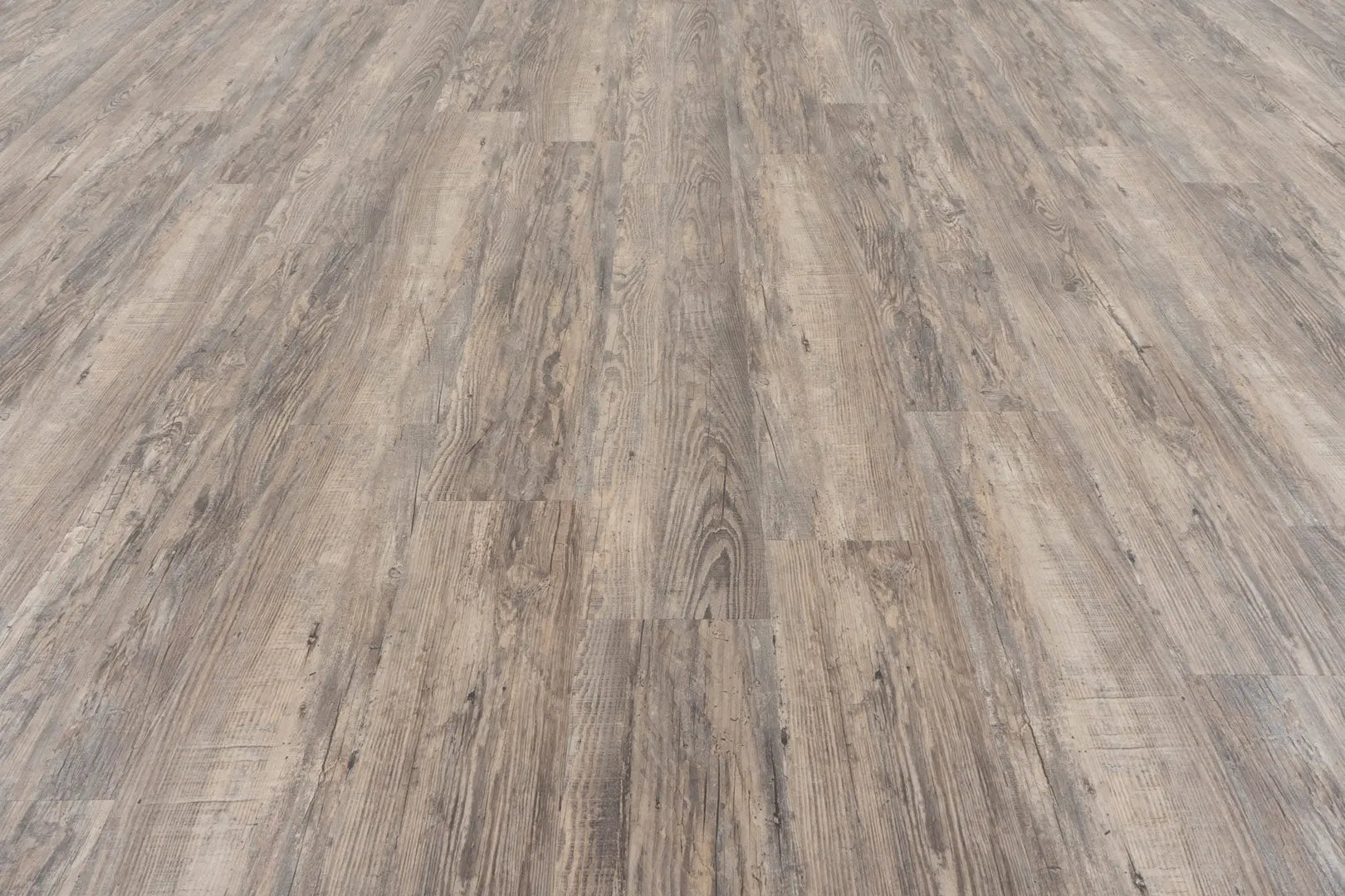 Uptown Chic - Modern Twist - LVP Provenza