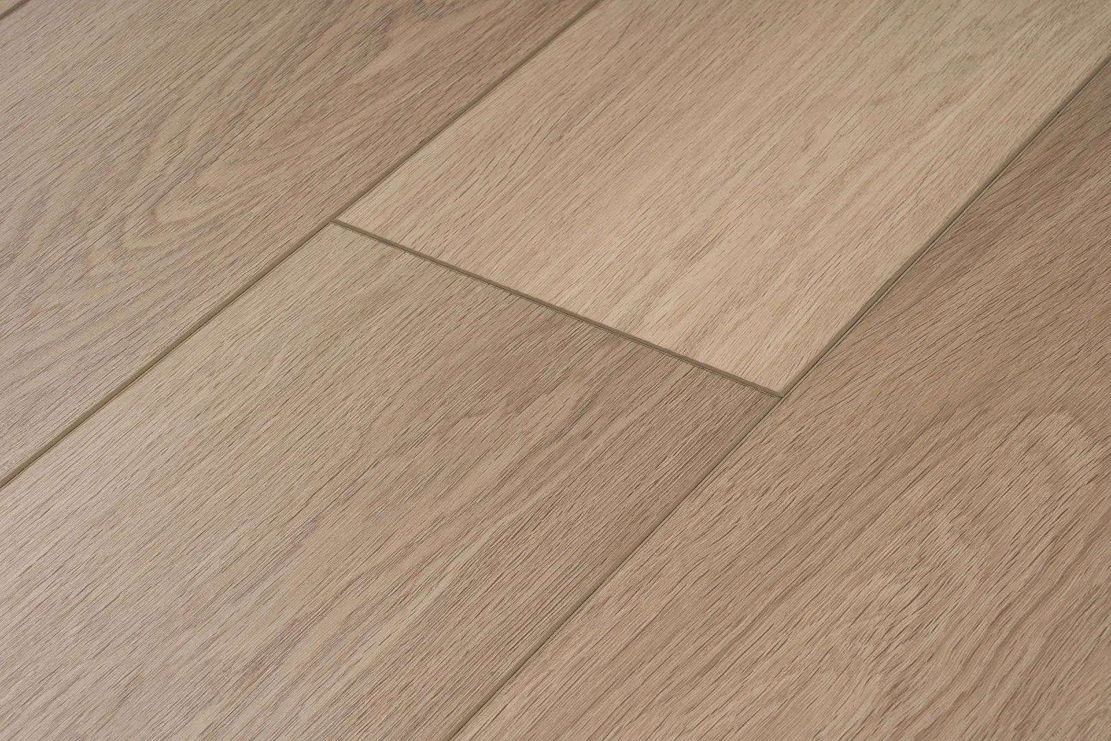 Uptown Chic - Summer Wind - LVP Provenza