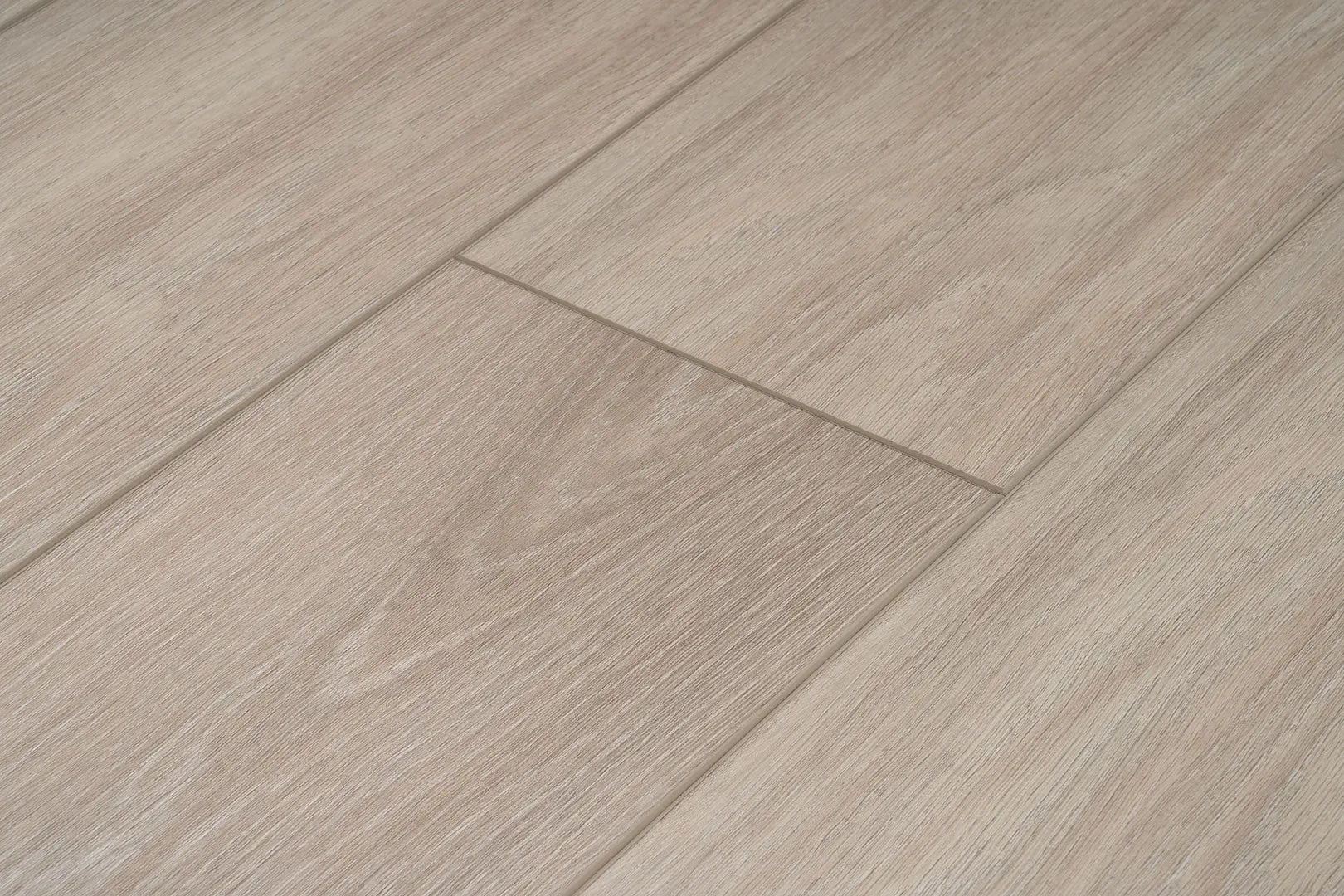 Uptown Chic - Better Times - LVP Provenza