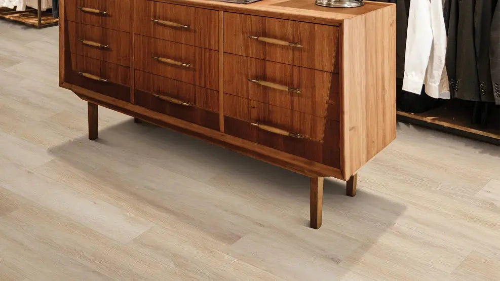 Pro Plus Enhanced - Aldergrove Oak - LVP COREtec