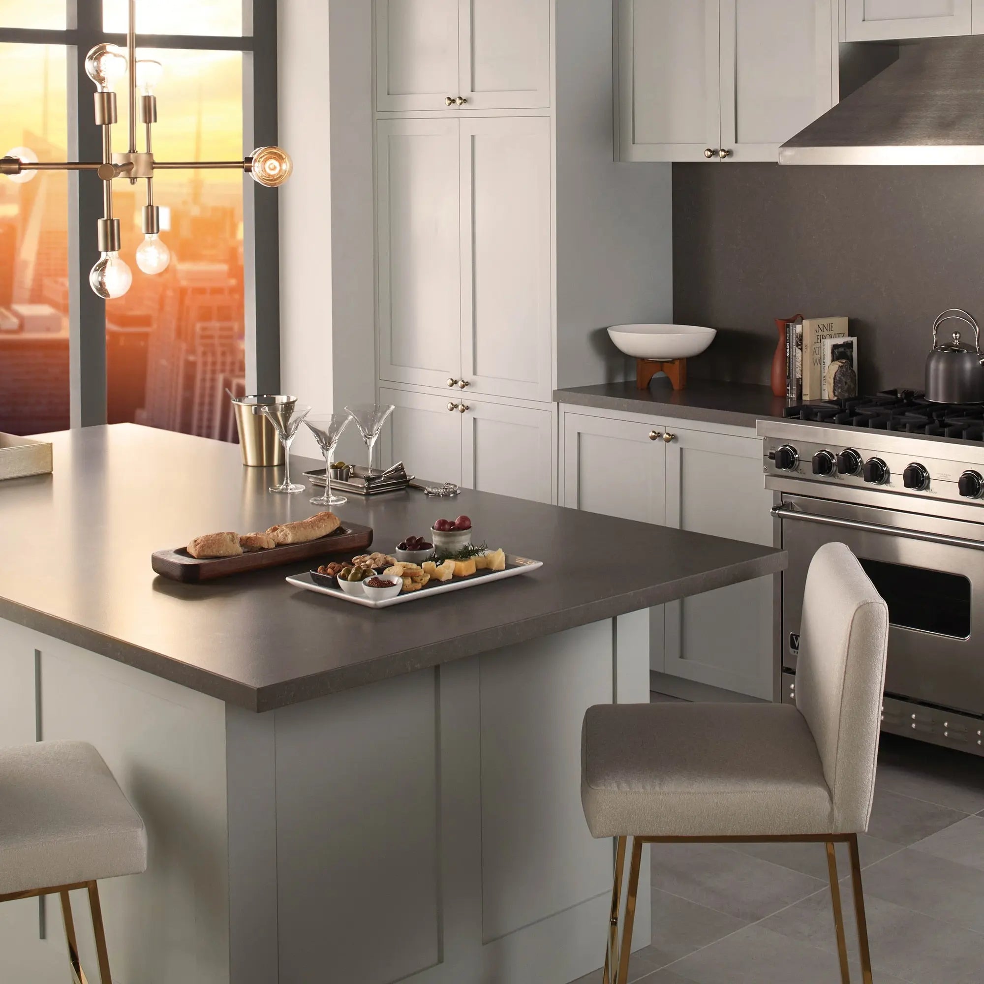 ONE Quartz - Concrete Look - Mercer Grey daltile