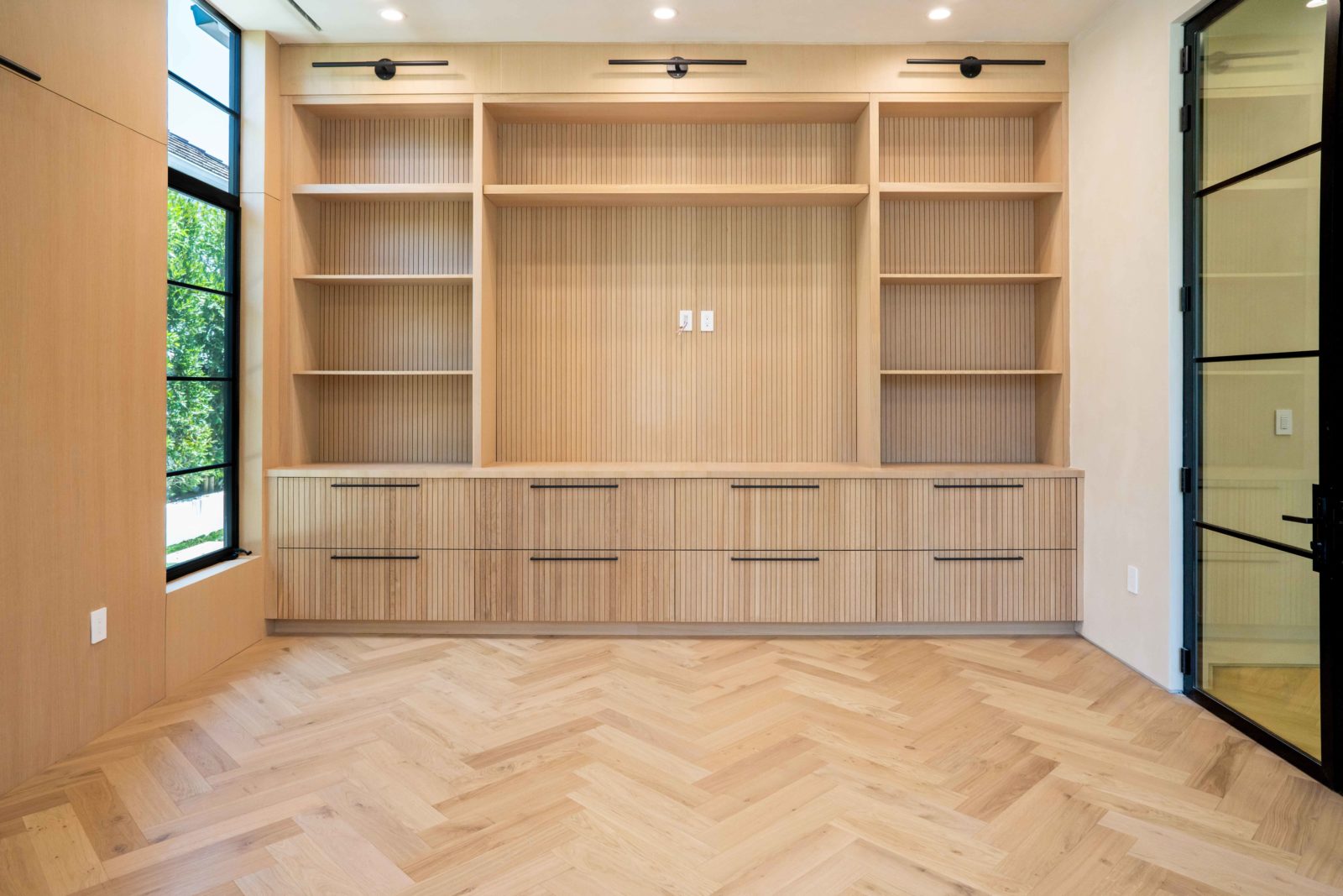 Allora Herringbone - Sella - Engineered Hardwood