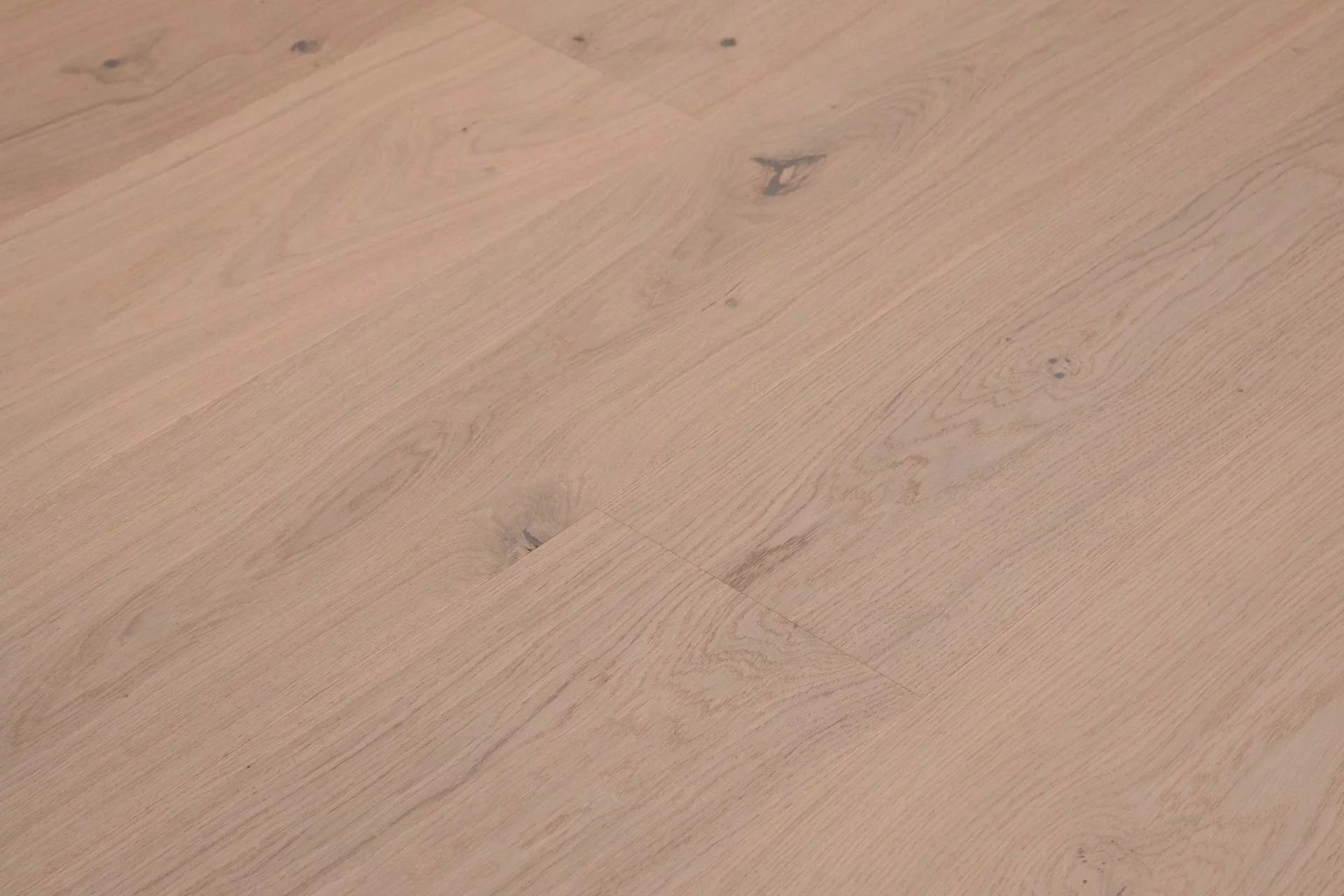 Oak Sorrento Bene - 9.5" Wide - Engineered Hardwood